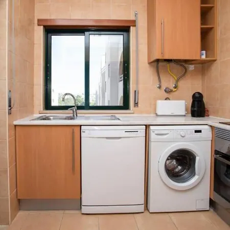 The Concierge - Modern Salgados Apartment Albufeira